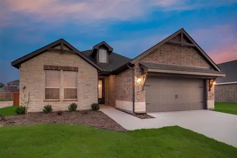 1424 Whitetail Ln, Azle, TX 76020