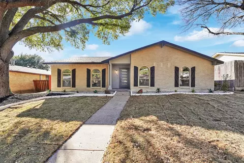 9215 Rolling Rock Ln, Dallas, TX 75238