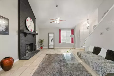 2817 Royalty Dr, Garland, TX 75044