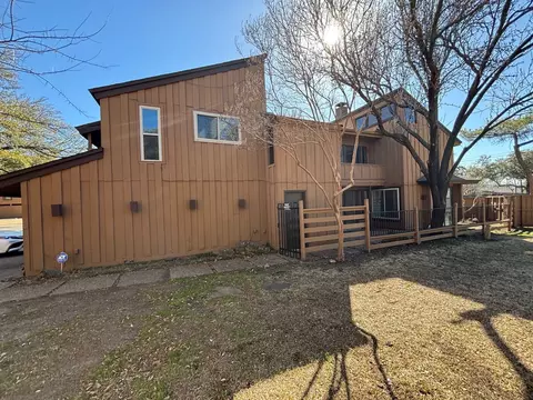 3133 Golden Oak, Farmers Branch, TX 75234