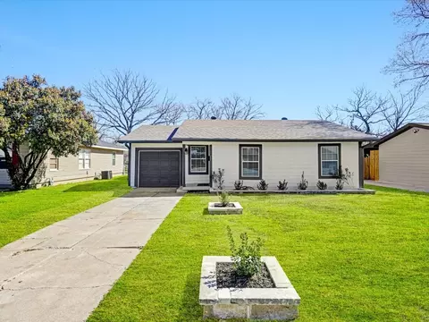 3832 Cagle Dr, Richland Hills, TX 76118