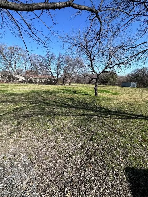 203 Alice Dr, Little Elm, TX 75068