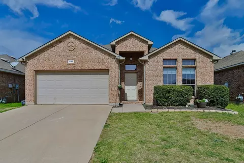 1140 Roping Reins Way, Haslet, TX 76052