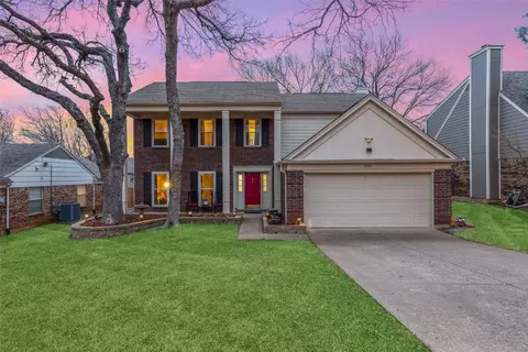 4381 Kenwood Dr, Grapevine, TX 76051