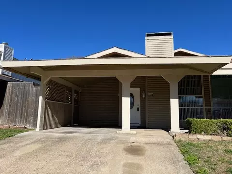 737 Valiant Cir, Garland, TX 75043