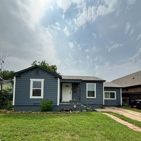 3624 Livingston Ave, Fort Worth, TX 76110