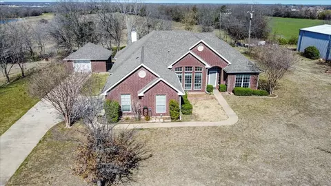 171 Mountain View Cir, Sherman, TX 75090