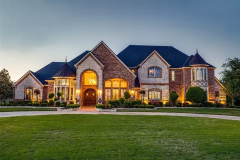 341 Yosemite Falls Dr, Sunnyvale, TX 75182