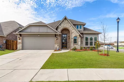 3101 Southampton Dr, Mesquite, TX 75181