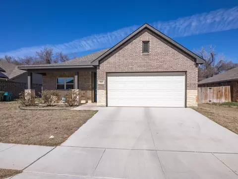 Exterior - 905 Sam St, Springtown, TX 76082 photo 11 of 12