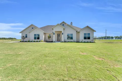 2321 Maywood Ln, Palmer, TX 75152