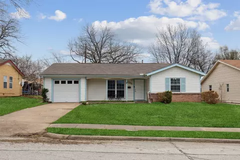 2109 Morgan St, Irving, TX 75062