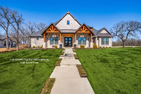 6755 Mountain Lake Pkwy, Cross Roads, TX 76227