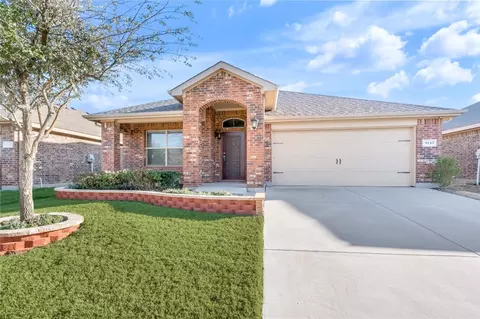 1137 Northampton St, Fort Worth, TX 76134