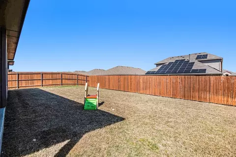 1217 Dublin Dr, Cleburne, TX 76033 photo 17