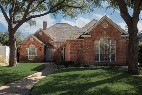 12320 Brittany Cir, Dallas, TX 75230