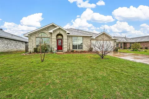 1009 Andrea Michele Ln, Glenn Heights, TX 75154