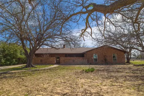 806 N Winkler St, Gorman, TX 76454