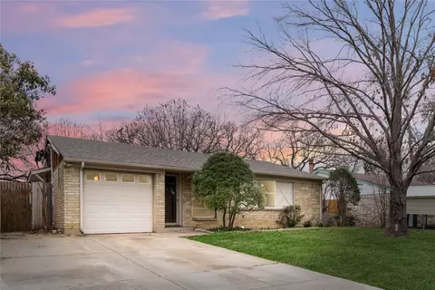 4103 Celtic Dr, Arlington, TX 76017