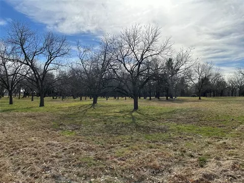 389 Mourning Dove Ln, Denison, TX 75020