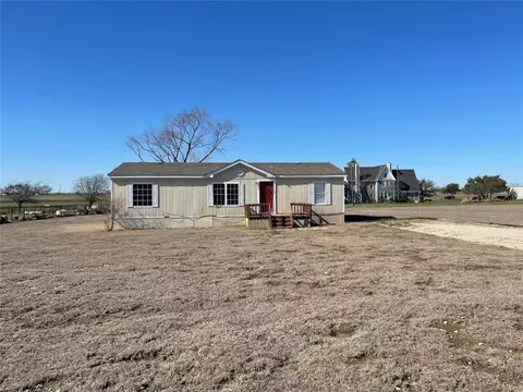 1017 Pecan Ridge Dr, Venus, TX 76084
