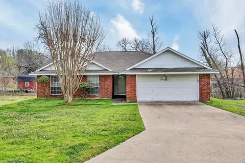 134 Lynnie Penny Ln, Midlothian, TX 76065