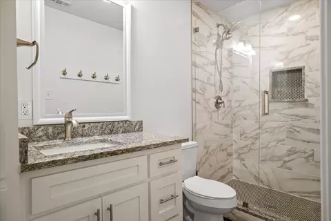 Bath - 306 E 5th St, Ferris, TX 75125 photo 5 of 5