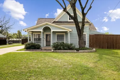 306 E 5th St, Ferris, TX 75125