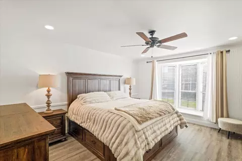 Bedroom - 306 E 5th St, Ferris, TX 75125 photo 3 of 5