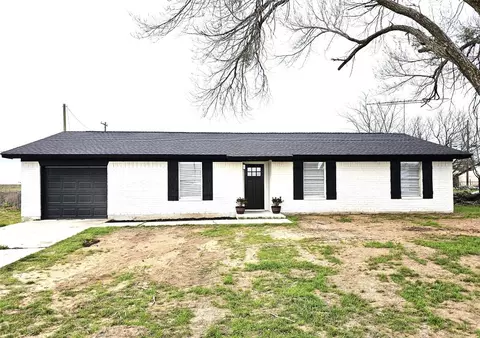 305 County Road 183, Bangs, TX 76823