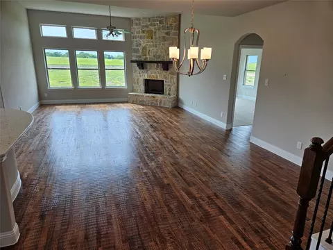 Living - 301 Morrison Rd, Howe, TX 75459 photo 2 of 7