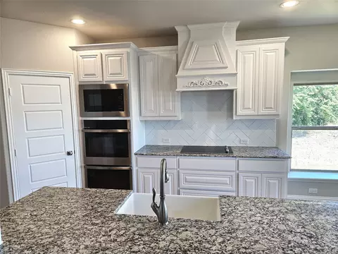 323 Morrison Rd, Howe, TX 75459 photo 3