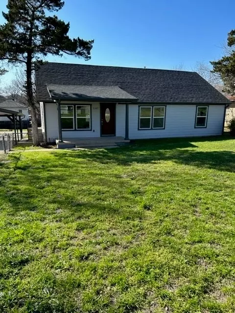 1507 Roberts Cut Off Rd, River Oaks, TX 76114