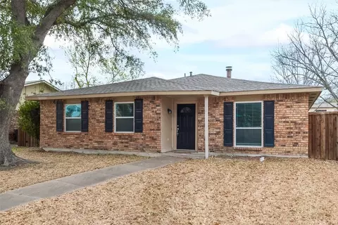 1541 Meandering Way, Garland, TX 75040