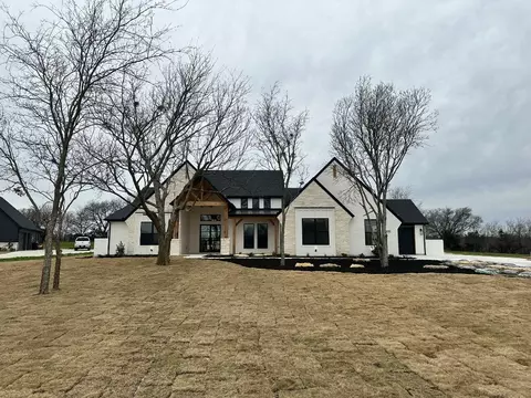 6017 Bella Terra Ln, Godley, TX 76044