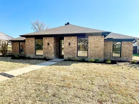 3004 Laguna Dr, Plano, TX 75023