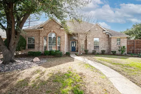2444 Hopkins Dr, Plano, TX 75025