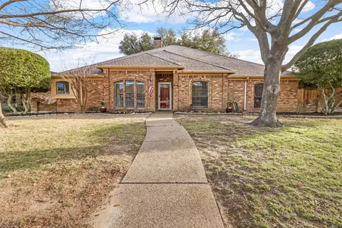 914 Willow Brook Dr, Allen, TX 75002