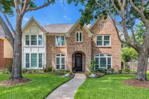 1522 Lakeview Dr, Keller, TX 76248