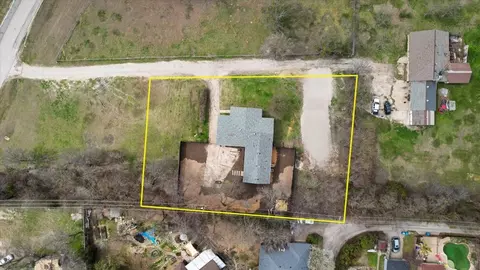 Floorplan - 2011 Chiesa Rd, Rowlett, TX 75088 photo 1 of 2