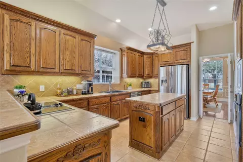 Kitchen - 3414 Toler Rd, Rowlett, TX 75089 photo 2 of 3