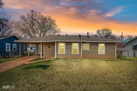 1707 Leslie St, Bossier City, LA 71111