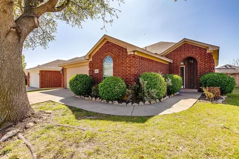 6213 Brooklynn Dr, Fort Worth, TX 76179