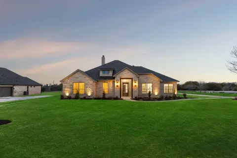 226 Coalson Xing, Azle, TX 76020