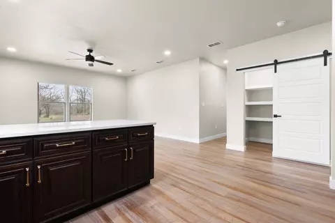 Kitchen - 622 E Chambers St, Cleburne, TX 76031 photo 3 of 5