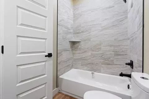 Bath - 622 E Chambers St, Cleburne, TX 76031 photo 2 of 5