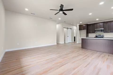 Other - 622 E Chambers St, Cleburne, TX 76031 photo 3 of 10