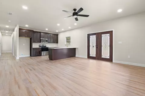 Other - 622 E Chambers St, Cleburne, TX 76031 photo 2 of 10