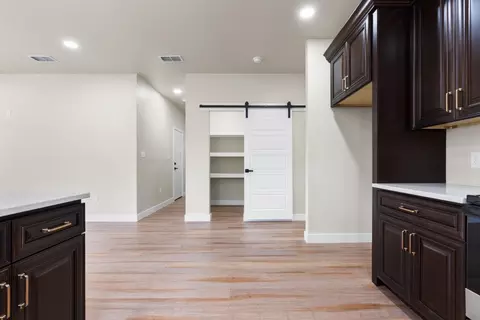 Other - 622 E Chambers St, Cleburne, TX 76031 photo 6 of 10