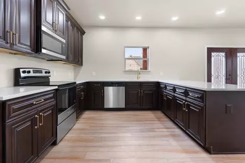 Kitchen - 622 E Chambers St, Cleburne, TX 76031 photo 2 of 5